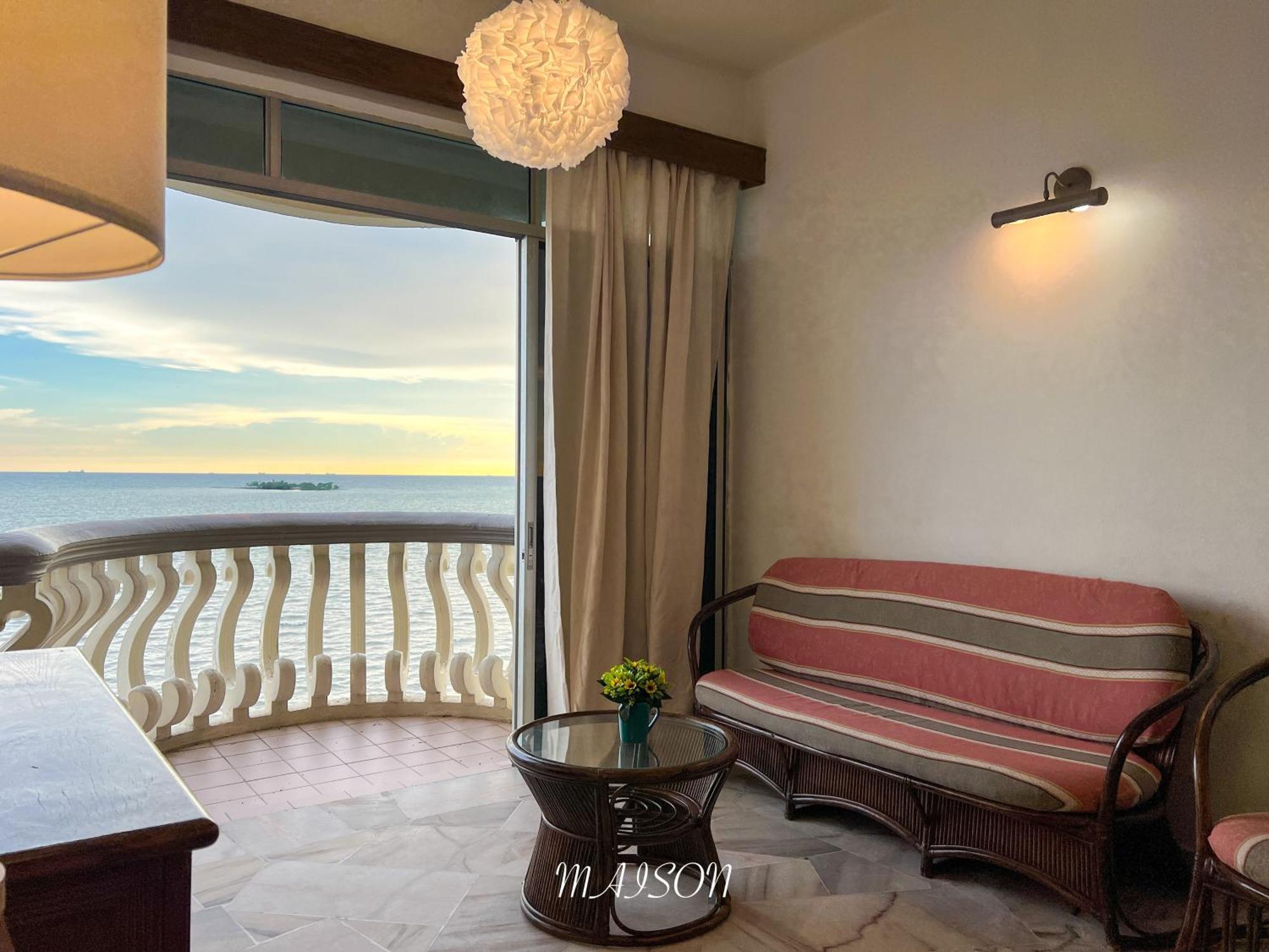 Maison Seaview Suites Port Dickson Kültér fotó