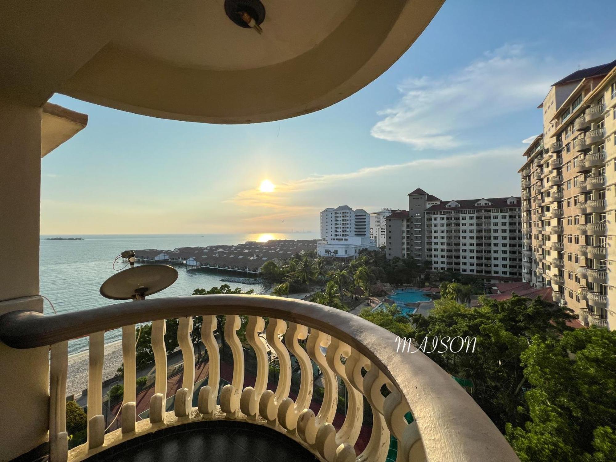 Maison Seaview Suites Port Dickson Kültér fotó