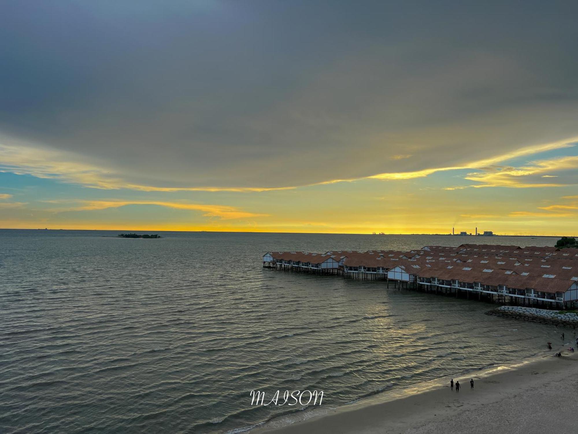 Maison Seaview Suites Port Dickson Kültér fotó