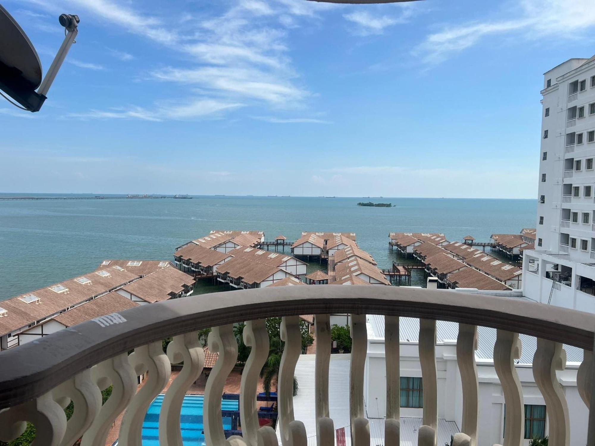 Maison Seaview Suites Port Dickson Kültér fotó